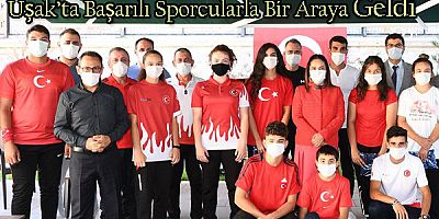 VALİ  KOCABIYIK  BAŞARILI SPORCULARLA BİR ARAYA GELDİ
